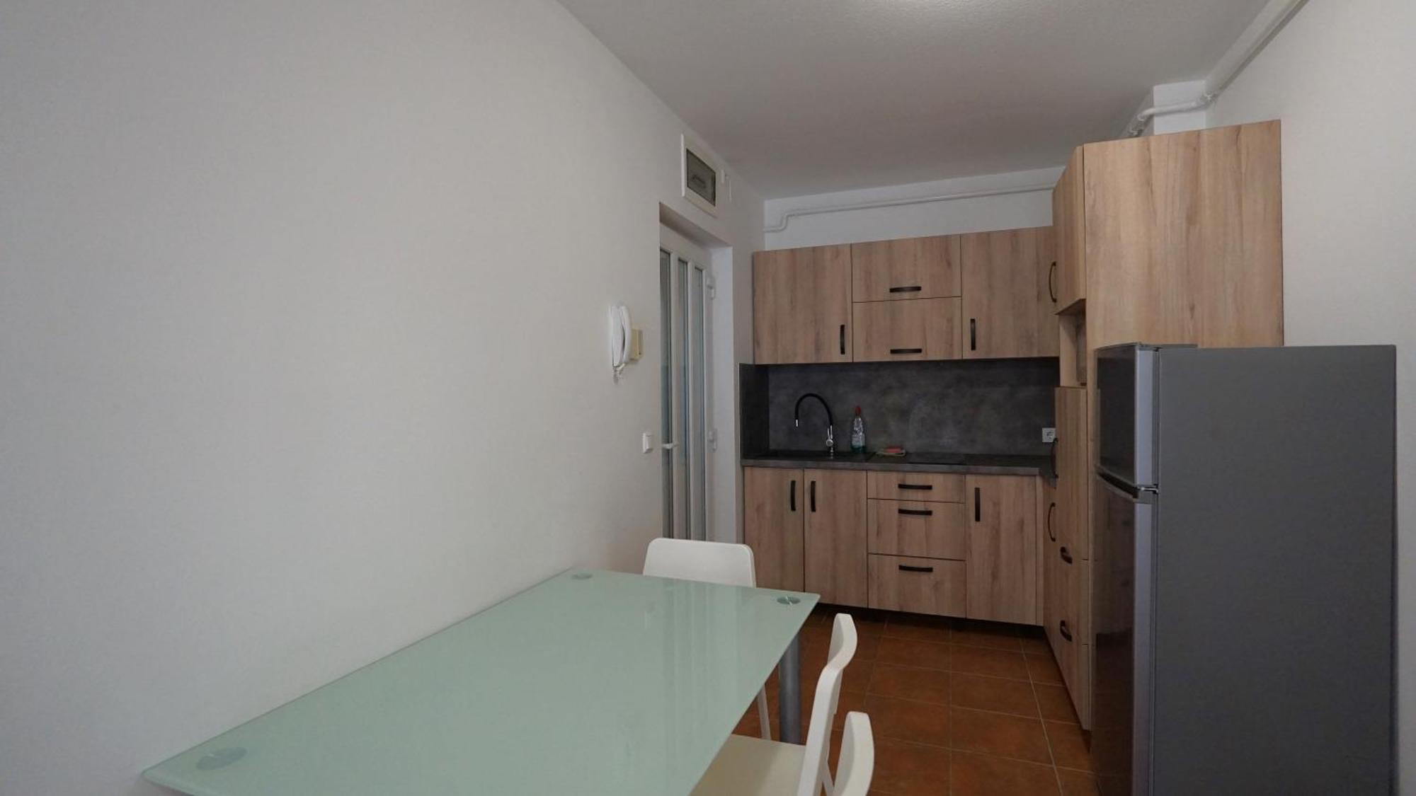 Yellow Sun Apartman Шіофок Екстер'єр фото
